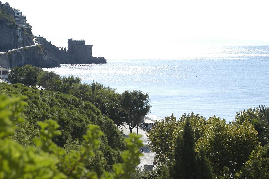 Tizi Apartments Maiori Bagian luar foto